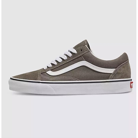 BRAND NEW Vans Old Skool style sneakers, mens 9.5, womens 11 - Picture 2 of 6